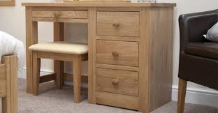 This is a very stylish, modern and simple dressing table. Dressing Table With Drawers Small Dressing Table With Drawers