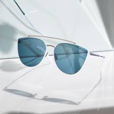 R2 D2 With Polarized Lenses Star Wars Cleaning Kit View Your Destiny With Starwarsxdiff Tap The Link Bio To Star Wars Outfits Diff Eyewear Eyewear Brand