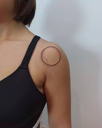 It became a sensational phenomenon in the tattoo industry as well. 50 Minimalist Tattoo Ideas For Every Style And Personality Hairstylery