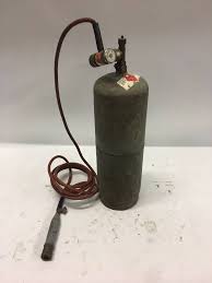 Depressurize the tank and remove the valve. Acetylene Tank W Mac Turbo Torch Vintage Coke Machine Trailers Tools And Lots More Equip Bid