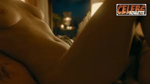 Top 5 Nude Scenes of 2024 - Celebs Roulette Tube