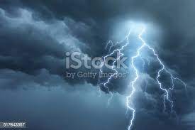 1 987 Forked Lightning Stock Photos Pictures Royalty Free Images Istock