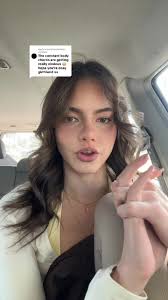 Isabelle Heikens Size