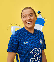 Ein gespräch über ein neues qualifizierungsformat des dfb für das fußballtraining für menschen mit und ohne behinderung. Nike Unveil New 2021 22 Chelsea Home Shirt With Most Groovy Kit Launch Video We Ain T Got No History