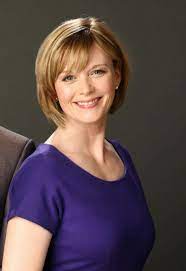 Julie Etchingham Tv Presenters Etchingham Beautiful Women Pictures