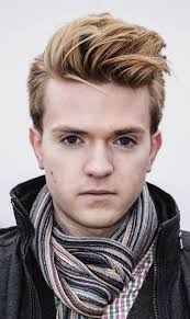 20 Selected Haircuts For Guys With Round Faces Quiff Hairstyles Mens Haircuts Blonde Haircuts For Men