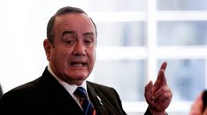 Internacionales El presidente electo...