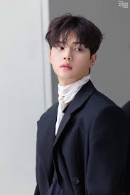 Menegangkan, berikut 12 potret pemain di teaser love alarm 2. A Fangirl S Heart On Twitter Check Out These Behind The Scenes Photos Of Song Kang For His Elle Magazine Photoshoot