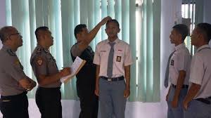 Syarat pendaftaran pt boyang purbalingga. Polres Purbalingga Ukur Tinggi Siswa Yang Minat Mendaftar Seleksi Penerimaan Polri 2020 Tribun Jateng