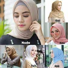 Jilbab bella square warna hitam pasuruan, jilbab bella square warna hijau army pasuruan, jilbab bella square warna hijau lumut pasuruan, jilbab kami produsen hijab segiempat polycotton dan pashmina ceruti di pasuruan, menerima pesanan grosir dan partai min 20 pcs: Bella Square Segi Empat Bella Hijab Bella Pollycotton Shopee Indonesia