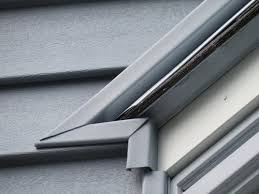 How to replace vinyl siding outside corner. J Channels Installed Correctly Around Stairs And Small Bay Window