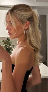 Beth Partridge's Instagram, Twitter & Facebook