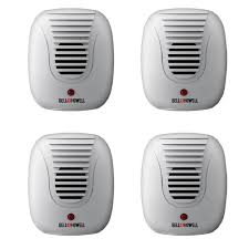 The bell howell pest repeller uses ultrasonic technology, inaudible to the human ear. Bell Howell Classic Ultrasonic Electronic Indoor Pest Repeller 4 Pack 50167 The Home Depot