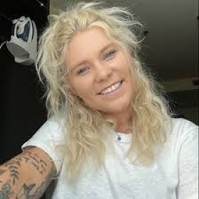 Karlie Doyle (kardoyle)