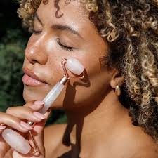 Rose Quartz Roller Benefits