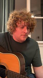 Back with the covers 😌 I’ve seen Bonny Light Horseman 3 times now, which  is a big number for me. They amaze me every single time. Their songs make  for great living room jams, in which I’ve made it ...