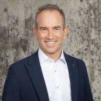 70+ "Maclennan" profiles