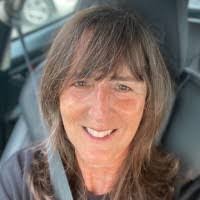 Dana Moses's Instagram, Twitter & Facebook