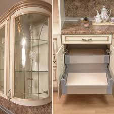 Landhauskuche Antibes Massivholz Kuche L Form Creme Kuchenstudio Mobelhaus A R L E Naturell