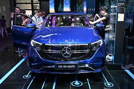 Automakers are looking to china, their biggest market by sales volume and. Beijing Auto Buys Daimler Stake Bolstering German Carmaker S Ties To China The New York Times