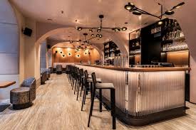 The famous architect used materials such as onyx, marble, wood, and brass in the interior; Top 10 Neue Lokale Fur Den Herbst 2020 Im Ersten Bezirk In Wien A List