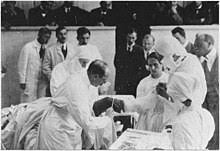 Bei beginn der angriffe auf berlin arbeiteten ferdinand. Ferdinand Sauerbruch Wikipedia