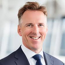 Professor Simon Bach