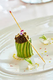 Recette Langoustine Marinee Au Caviar Et Avocat Recette Gastronomie Alimentation Entree Gastronomique
