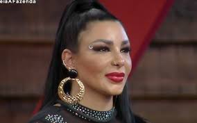 Jenny bate o sino em A Fazenda 15, e Bia Miranda debocha: 'Fez o joguinho  dela' · Notícias da TV