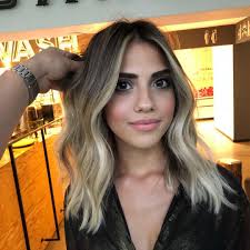 2 Jenerasyon Facelight Iki Kat Daha Belirgin Ve Gecisleri Iki Kat Daha Guzel Balayage Behindthechair Mode Guzellik Uzun Sac Sac Guzelligi