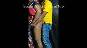 Sri Lankan Bus Sex Bus Jack Bang Bros Sari Sex (part 1) | මට ගහපු බස් ජක්  එක බස් එකෙ සුපිරි ආතල් එක - Pornhub.com