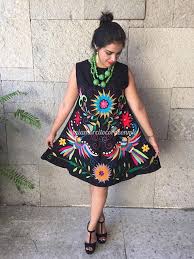 Gorgeous Mexican Dress Modern And Hand Embroidered Made Of Soft Muslin Fits Size Medium Mexican Fashion Mexican Outfit Beautiful Outfits