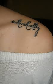 101 Elegant Shoulder Tattoo Inspirations For Girls Godfather Style Tattoo Designs For Women Simple Tattoos For Women Tattoos For Women