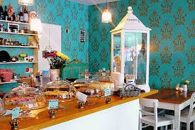 Gretchens Villa Im Karo Viertel In Hamburg Verspruht Jede Menge Marie Antoinette Flair Hamburg Cafe Hamburg Hamburg Meine Perle