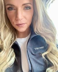 Sarah Mcabee's Instagram, Twitter & Facebook