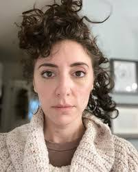 Amanda Helmick's Instagram, Twitter & Facebook