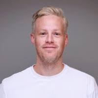 Elliot Holder's Instagram, Twitter & Facebook