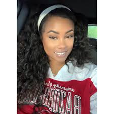 Our 1st time out to dinner I said something I didn't think was that funny,  she was cracking up. I said to myself. “She just wants me to pay the bill”.  So