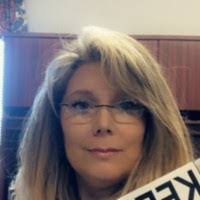 Dianne Cloer's Instagram, Twitter & Facebook