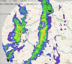 Kvůli bouřkám z noci na pondělí vyjížděli hasiči k zásahům v řadě krajů. Amaterska Meteorologicka Stanice Frantiskovy Lazne Hlavni Stranka