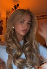 Kitty Ellis Hair Tutorial