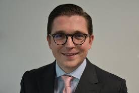 Steve Arrowsmith's Instagram, Twitter & Facebook