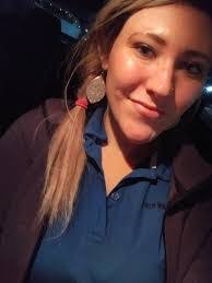 Shannon Lowery's Instagram, Twitter & Facebook