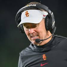 USC Football Rumors: Lincoln Riley Reportedly Showing Interest In NFL Head  Coaching Jobs