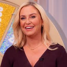 Rochelle Hand's Instagram, Twitter & Facebook