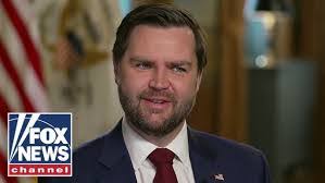 Chris Demarest's Instagram, Twitter & Facebook