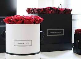 Rated 4.1 from 75215 reviews. Fleurs De Paris Rosen Roses Rosenbox Infinity Collection Flower Boxes Beautiful Flower Arrangements Beautiful Rose Flowers