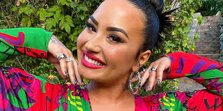 I had three strokes, lovato said. Demi Lovato Debuts Pastel Pink Pixie Cut On Instagram Instyle