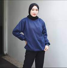 Aksen berlekuk unik pada model atasan ini memang keren dan bisa membuat pemakainya makin feminin. Jual Cardigan Biru Dongker Terbaru Lazada Co Id