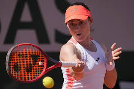 Zidanšek kariyerinin en yüksek vardır wta sıralaması üzerinde üç adet ikili başlıkları kazandı 25 ocak 2021 she üzerinde elde, çiftlerde 22 temmuz 2019 ve sayılı 56 üzerinde elde tekler sayılı 56 arasında, wta tour ve iki wta 125k single. Wcnp8i14eey1rm